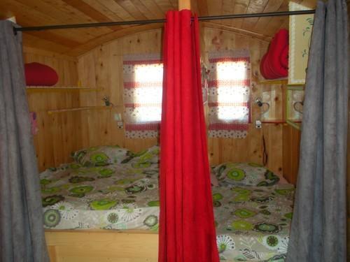 Campsite Le Git'an Roulotte Bessey
